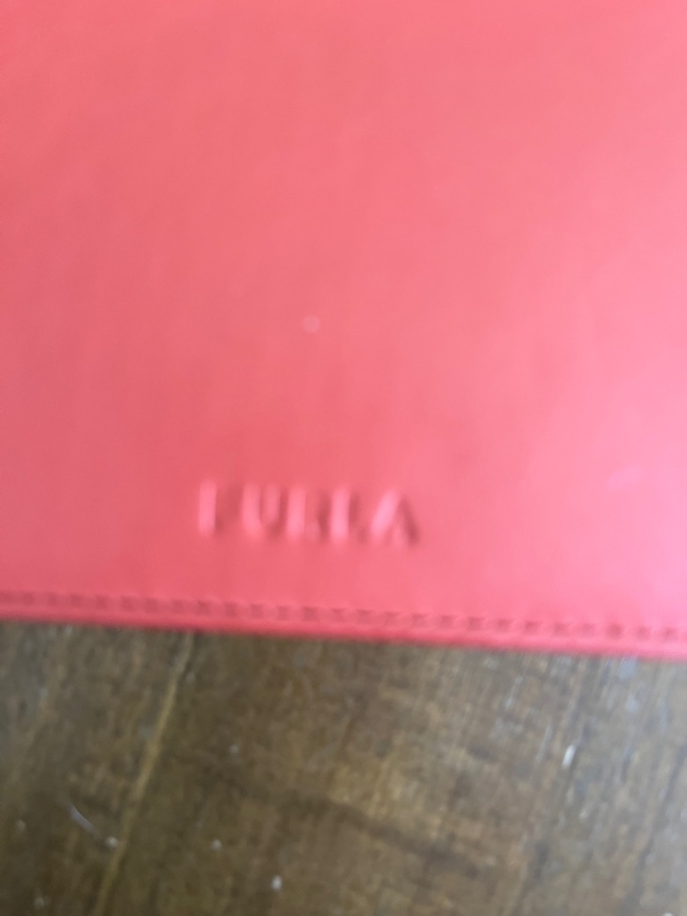 Furlq Women’s Crossbody Bag - Sleek Leather Shoulder Purse - Picture 4 of 7